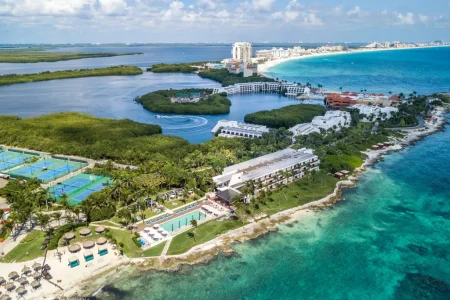 Hotel ClubMed Cancún complejo turístico todo incluido