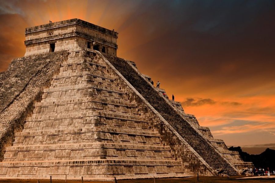 Tour Chichén Itzá en un Día Completo: Cenote, Valladolid y Almuerzo Incluidos